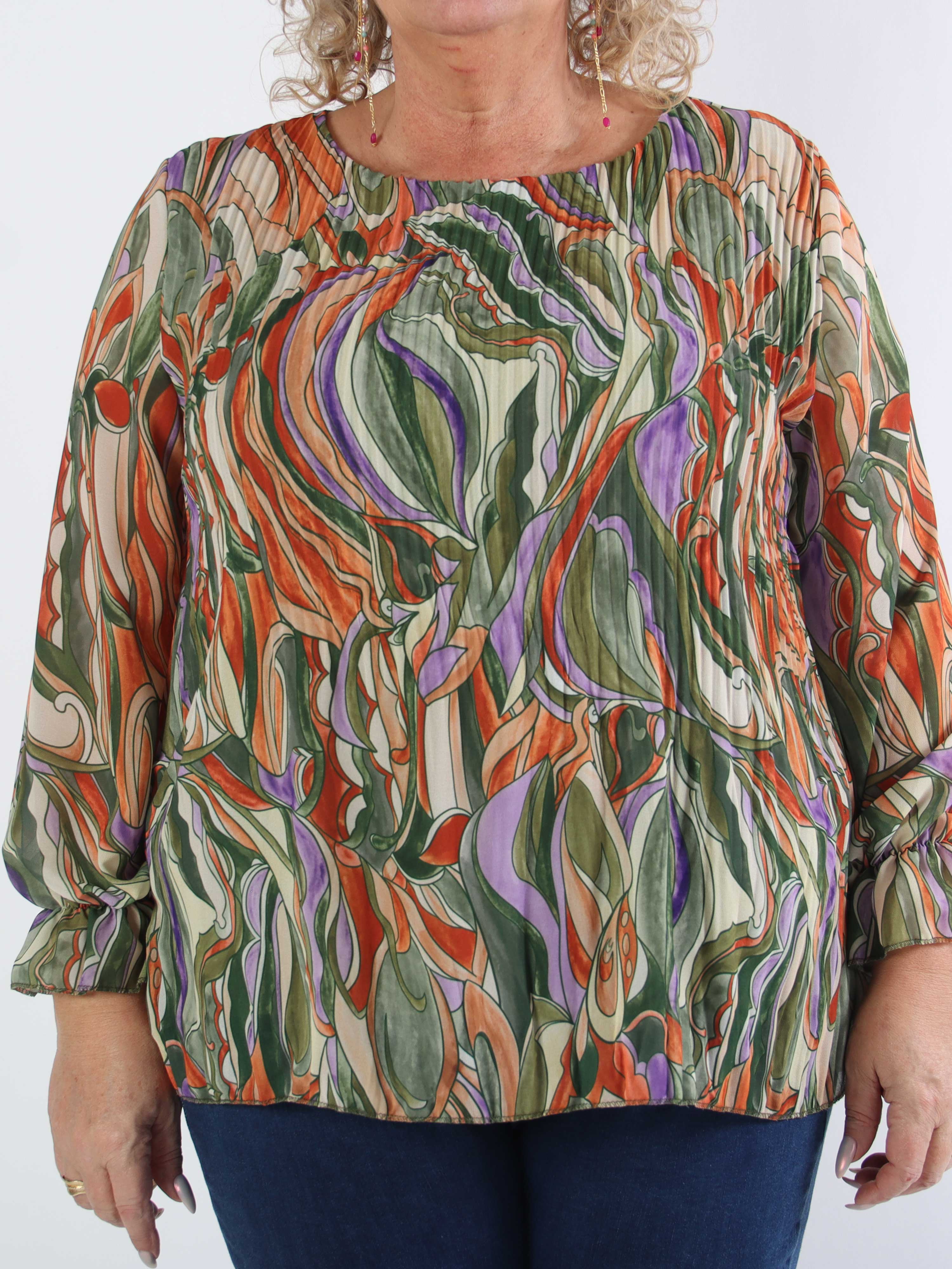 Lilia - Mönstrad plisserad blus i stor storlek